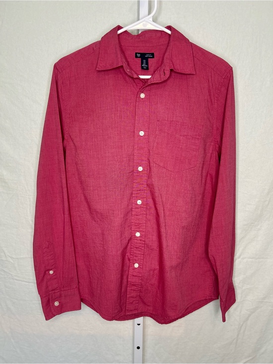 GAP Tops - GAP Classic Fit Pink Woven 100% Cotton Button Down Shirt Small